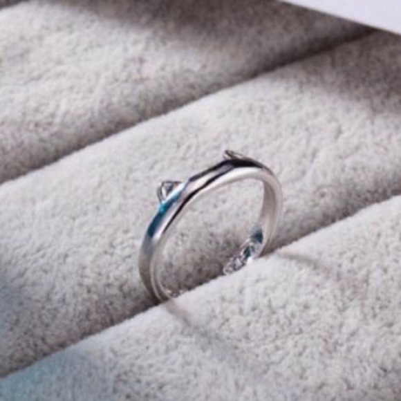 2 LEFT 🐈 NWT SILVER-TONE STAINLESS STEEL CAT RING - Picture 3 of 5